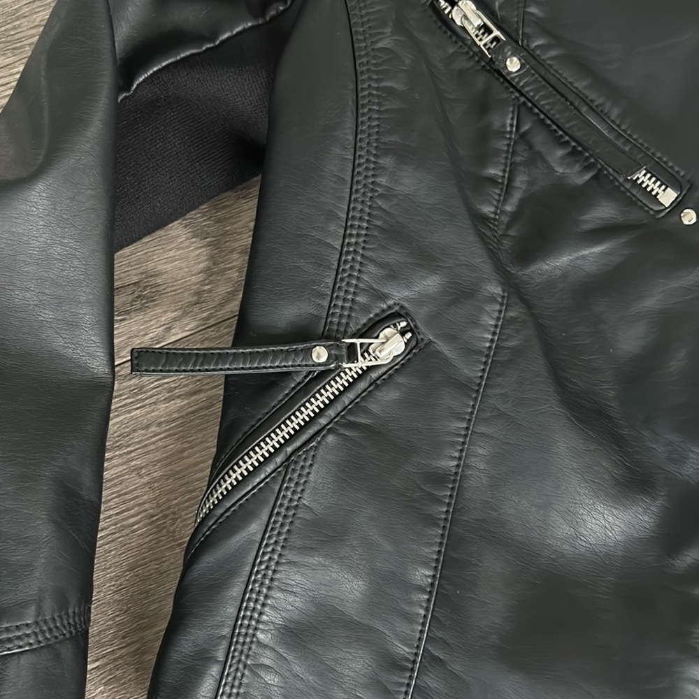 Vero Moda Ria Zip-front Moro Jacket - small - Picture 4 of 9